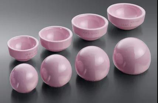 直面產(chǎn)業(yè)痛點(diǎn)！我國(guó)先進(jìn)陶瓷產(chǎn)業(yè)轉(zhuǎn)型升級(jí)要瞄準(zhǔn)這些方向 (1).jpg