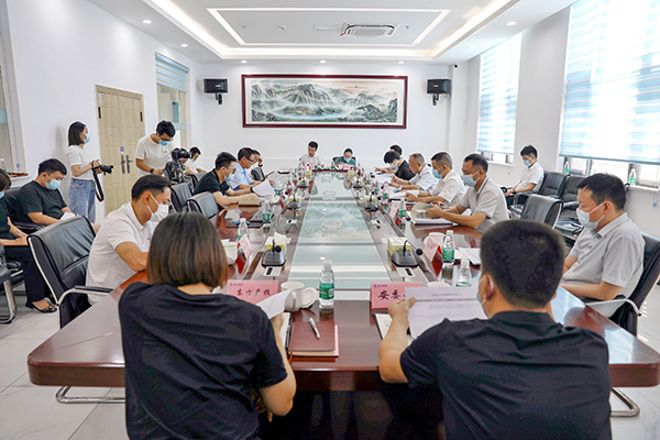 送政策 解難題 助發(fā)展|長沙經開區(qū)管委會主任張慶紅一行調研頂立科技