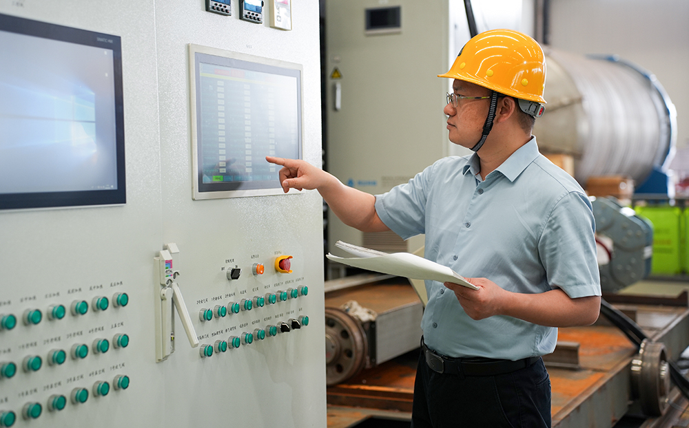 頂立科技胡祥龍博士榮獲“長(zhǎng)沙市科技勞?！睒s譽(yù)稱(chēng)號(hào)